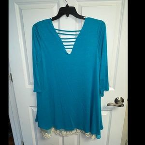 Blue tunic shirt with lace trim